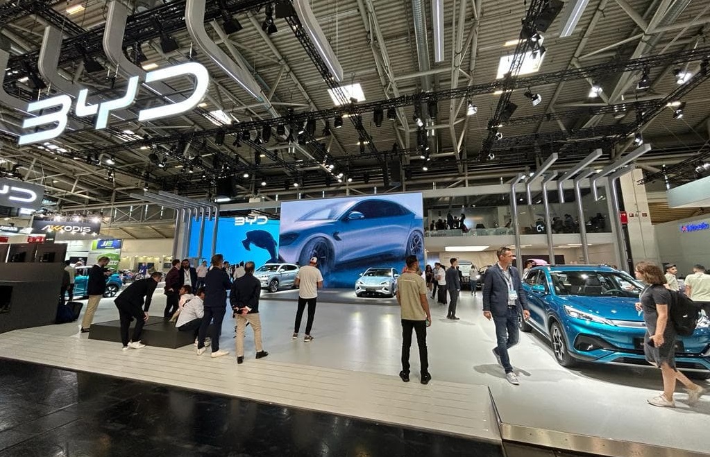 Salon automobile de Munich (IAA) 2023 : les prix des voitures électriques en baisse 