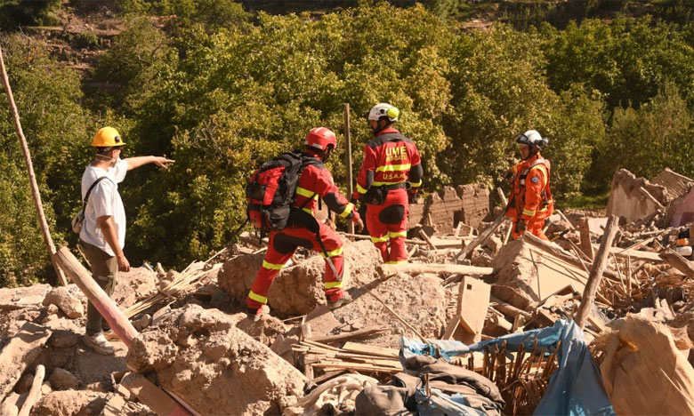 Séisme : récit des opérations de recherche dans les décombres d'Imi N'Tala  