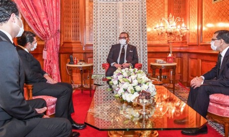 S.M. le Roi reçoit Saaid Amzazi et le charge des fonctions de porte-parole du gouvernement et Othman El Firdaouss qu'Il nomme ministre de la Culture, de la jeunesse et des sports